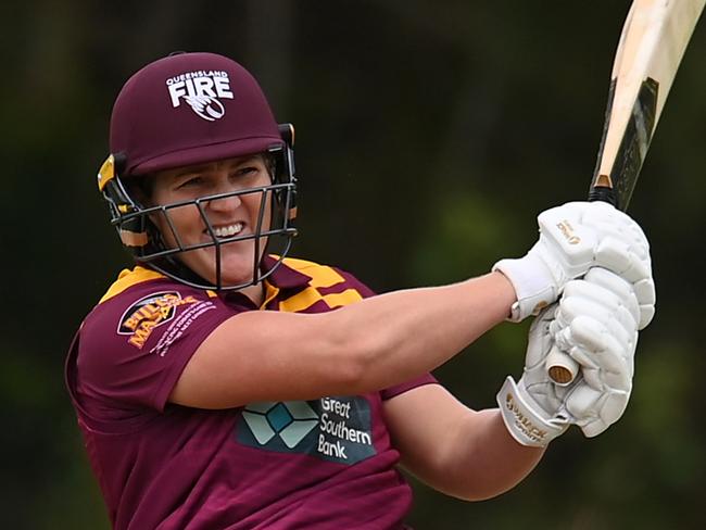 GOLD COAST, AUSTRALIA - OCTOBER 01: Laura Harris of Queensland bats during the WNCL match between Queensland and the Australian Capital Territory at Bill Pippen Oval, on October 01, 2022, in Brisbane, Australia. (Photo by Albert Perez/Getty Images)