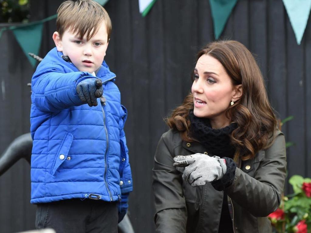 The duchess and a young fan.