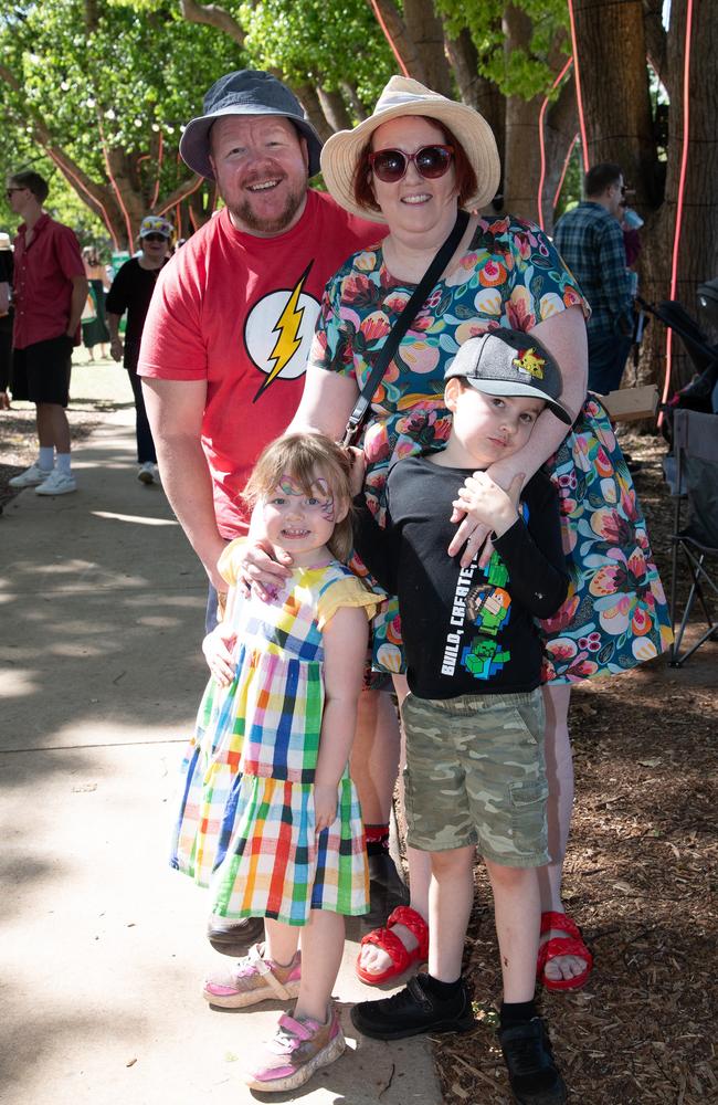 Steve and Jo Jaenke with their children, Nathalie and Gus, Toowoomba Carnival of Flowers Festival of Food and Wine, Saturday, September 14th, 2024. Picture: Bev Lacey