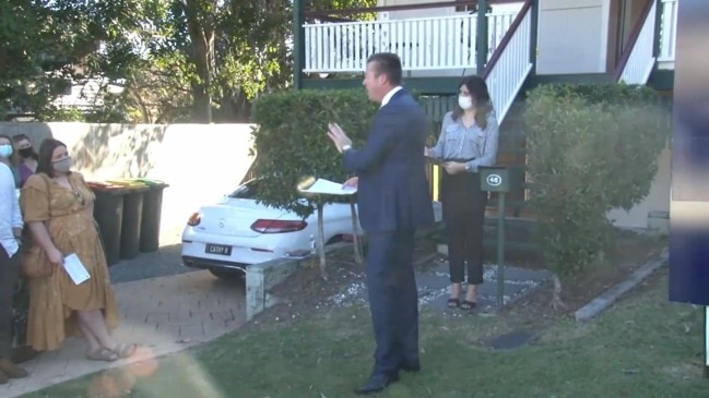 REPLAY: Brisbane house auction: 46 The Promenade, Camp Hill