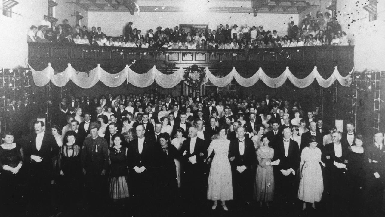 Peace Ball, Maryborough Town Hall, 1919. A grand celebration marking the end of World War I. Source: Unknown