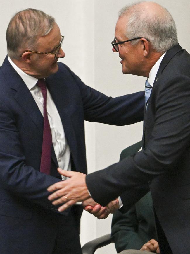 Anthony Albanese shakes Scott Morrison’s hand