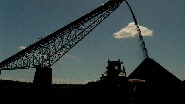 Australian Pacific Coal said it had amended its senior debt facility with Vitol Asia.
