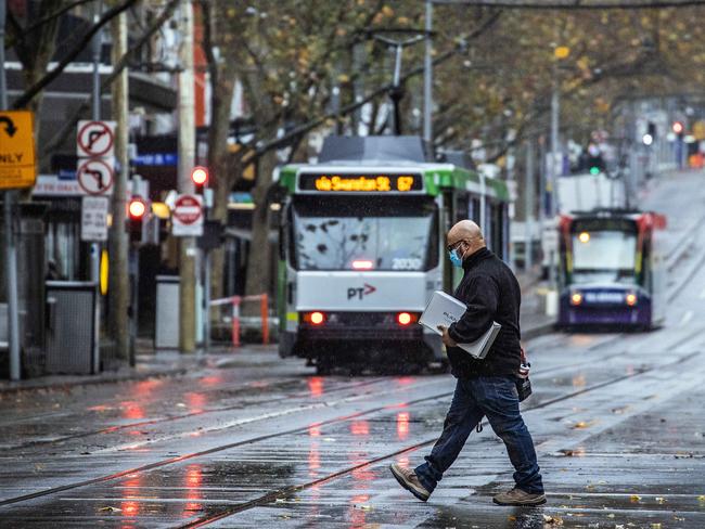 MELBOURNE, AUSTRALIA- NewsWire Photos JUNE 10 2021:  Very wet Melbourne day ahead of the fourth lockdown in Melbourne ending tonight, some restrictions will remain in place for the immediate future. Picture: NCA NewsWire / Sarah Matray