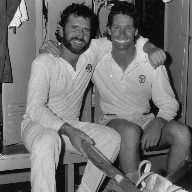 Mutual congratulations between (L-R) Allan Border and Dean Jones after their unbeaten stand of 208 against the West Indies at the Adelaide Oval, 03 Feb 1989. (Pic by unidentified staff photographer)