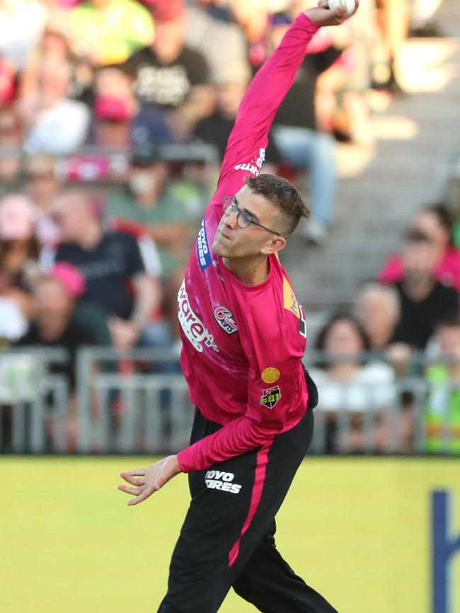 Todd Murphy only bowled one over on a seamer-friendly pitch in Tasmania. Picture: Jeremy Ng/Getty Images