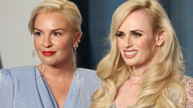 Rebel Wilson and Ramona Agruma attend the 2022 Vanity Fair Oscar Party. Picture: Arturo Holmes/FilmMagic