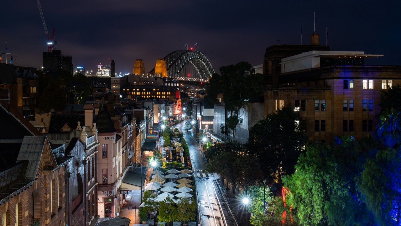 ghost tour at the rocks