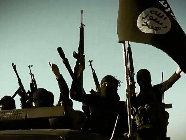 Vanga’s prophecies mention the emergence of a Muslim group in Syria in 2013 which will wage chemical warfare on Europe. Many believe this is a reference to ISIS, which also came on the scene in 2013