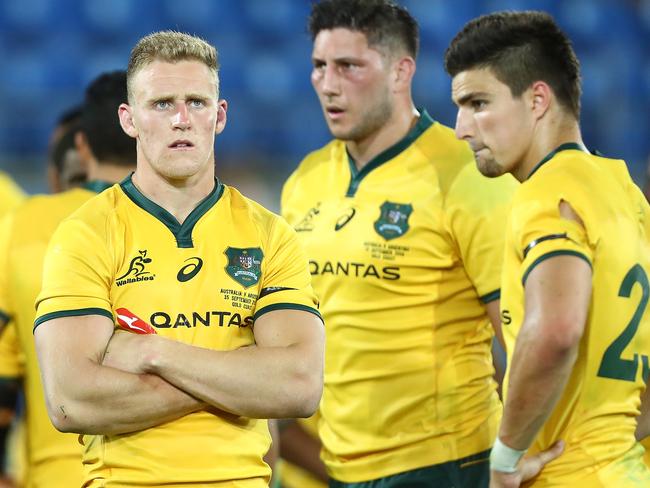 GOLD COAST, AUSTRALIA - SEPTEMBER 15:  Reece Hodge and the Wallabies look on after losing The Rugby Championship match between the Australian Wallabies and Argentina Pumas at Cbus Super Stadium on September 15, 2018 in Gold Coast, Australia.  (Photo by Chris Hyde/Getty Images)