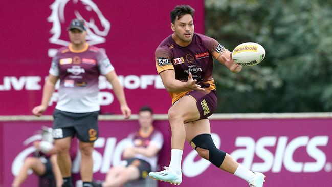 Alex Glenn goes for a trot during the training session. Picture: AAP Image/Jono Searle