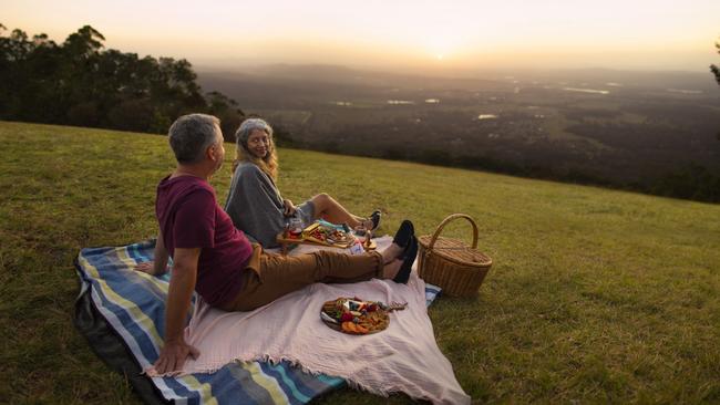 Hang Gliders Lookout, Mt Tamborine. Picture: Robert Sowter Park