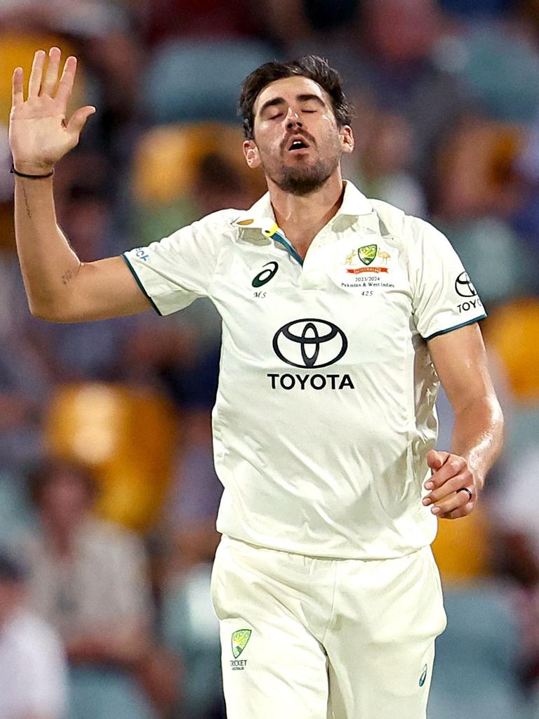 Warne lined up Mitchell Starc, calling the paceman “soft”.