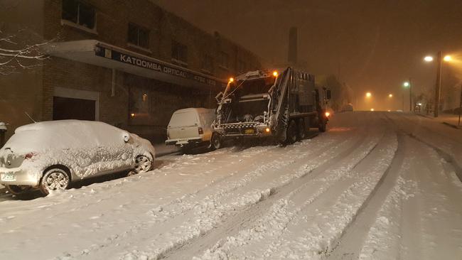 A garbage truck tries to get on with the job in Katoomba overnight. Picture: Top Notch Video