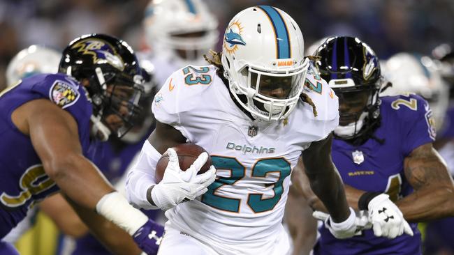 Jay Ajayi Trade: Eagles acquire Dolphins running back in exchange