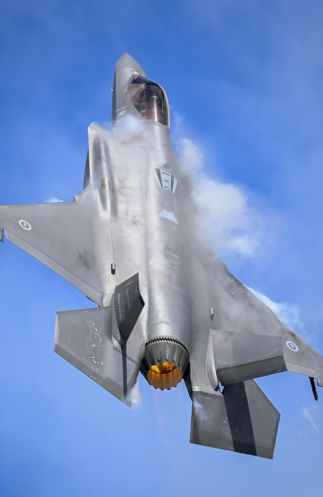 Fighter jets put on roaring sky show at RAAF open day in Townsville ...