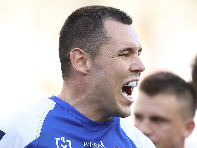 SYDNEY, AUSTRALIA - OCTOBER 04: David Klemmer of the Knights looks on during the NRL Elimination Final match between the South Sydney Rabbitohs and the Newcastle Knights at ANZ Stadium on October 04, 2020 in Sydney, Australia. (Photo by Mark Kolbe/Getty Images)