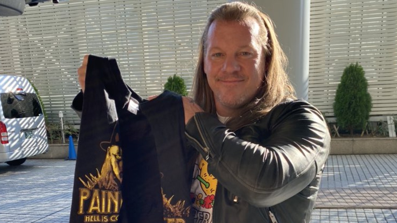 Legendary wrestler Chris Jericho is auctioning off the shirt he wore at Wrestle Kingdom 14 to help the bushfire appeal.
