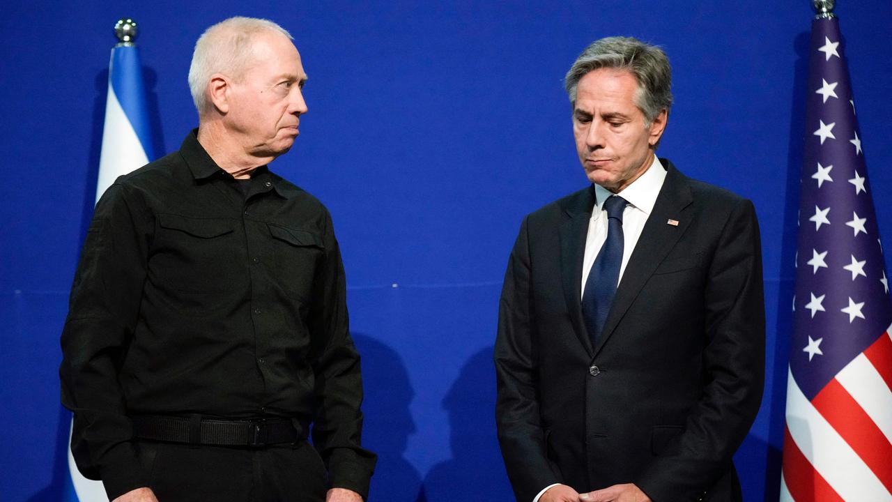 US Secretary of State Antony Blinken (R) and Israel's Defence Minister Yoav Gallant make brief statements to the media at the Israeli Ministry of Defence on Tel Aviv. Picture: AFP