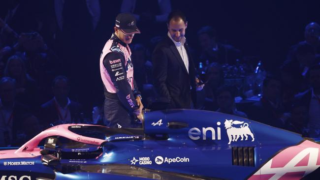 LONDON, ENGLAND - FEBRUARY 18: Jack Doohan with the new Alpine. Photo by Zak Mauger/Getty Images.