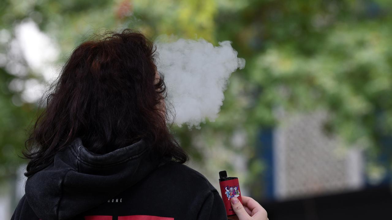 Deakins Dr James Martin Warns Vape Crackdown Could Fuel Black Market