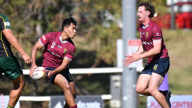 Siliva Leofa (left) has been a great flyhalf and inside centre for University this season.