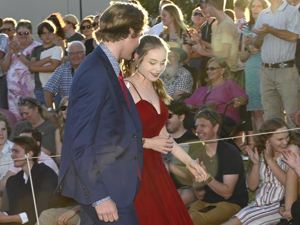 Toowoomba Christian College year 12 formal at Highfileds Cultural Centre. Taya Schoultz and Michael Burt.