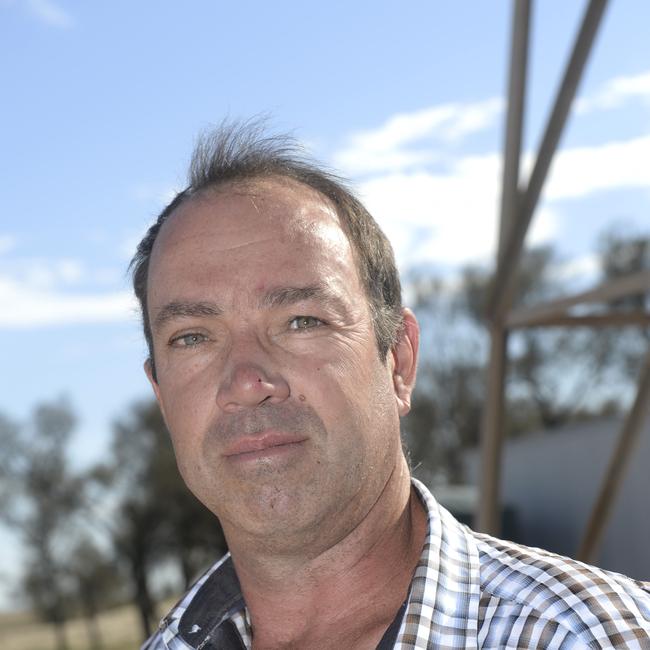 Jason Mellings farms at Carron between Donald and Warracknabeal.