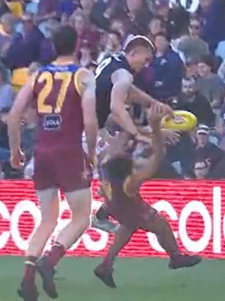 Patrick Cripps crashes into Callum Ah Chee. Picture: Channel 7