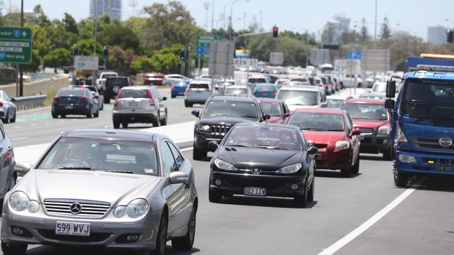 Traffic at Sundale Bridge Picture: Richard Gosling