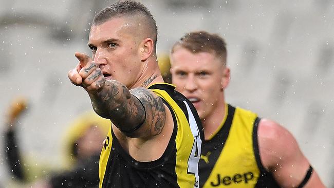 Dustin Martin pointing out that he might just break a Brownlow Medal record. Picture: AAP