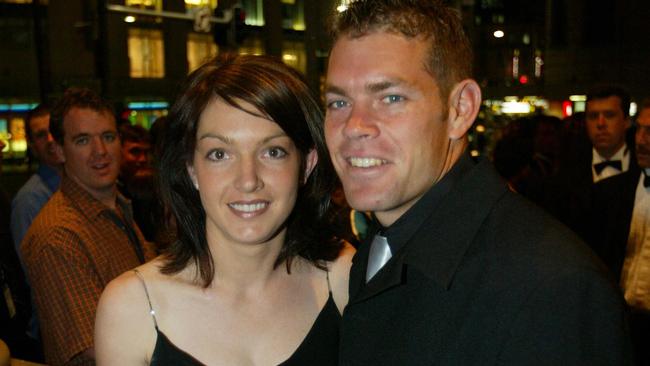 Brett Kimmorley’s wife Sharnie loses cancer battle, NRL pays tribute