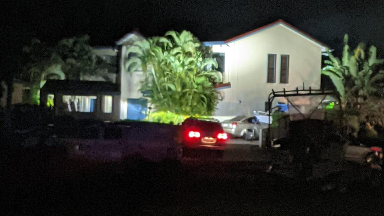 Police at Erromango Drive in Jubilee Pocket where a man in body armour and armed with a crossbow was holed up inside the two-storey complex. . Picture: Karen Cable