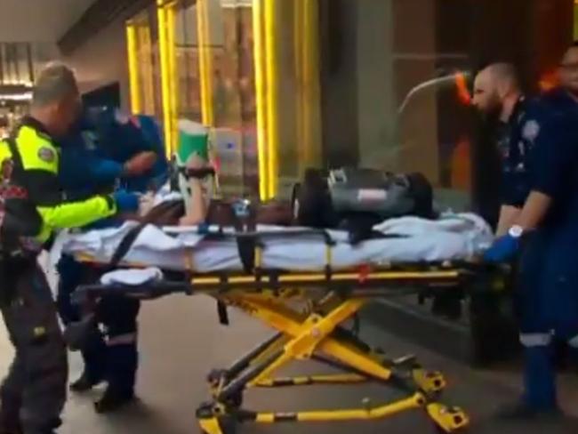 Police investigate after a woman goes into cardiac arrest at a Chippendale beauty clinic this afternoon. Source: #TenNews