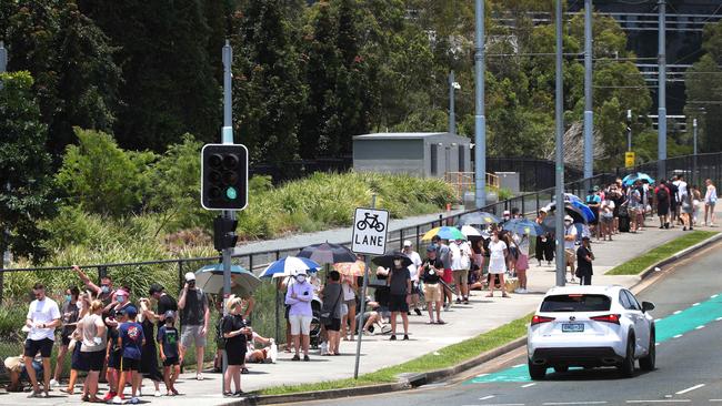 The huge line for testing outside Gold Coast University Hospital on Monday. Picture: Glenn Hampson