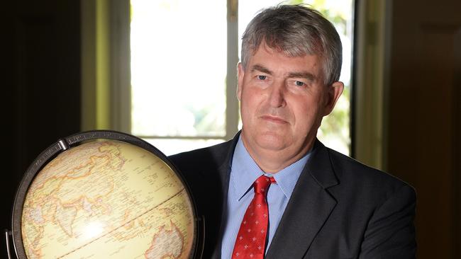 Cranbrook headmaster Nicholas Sampson has resigned.