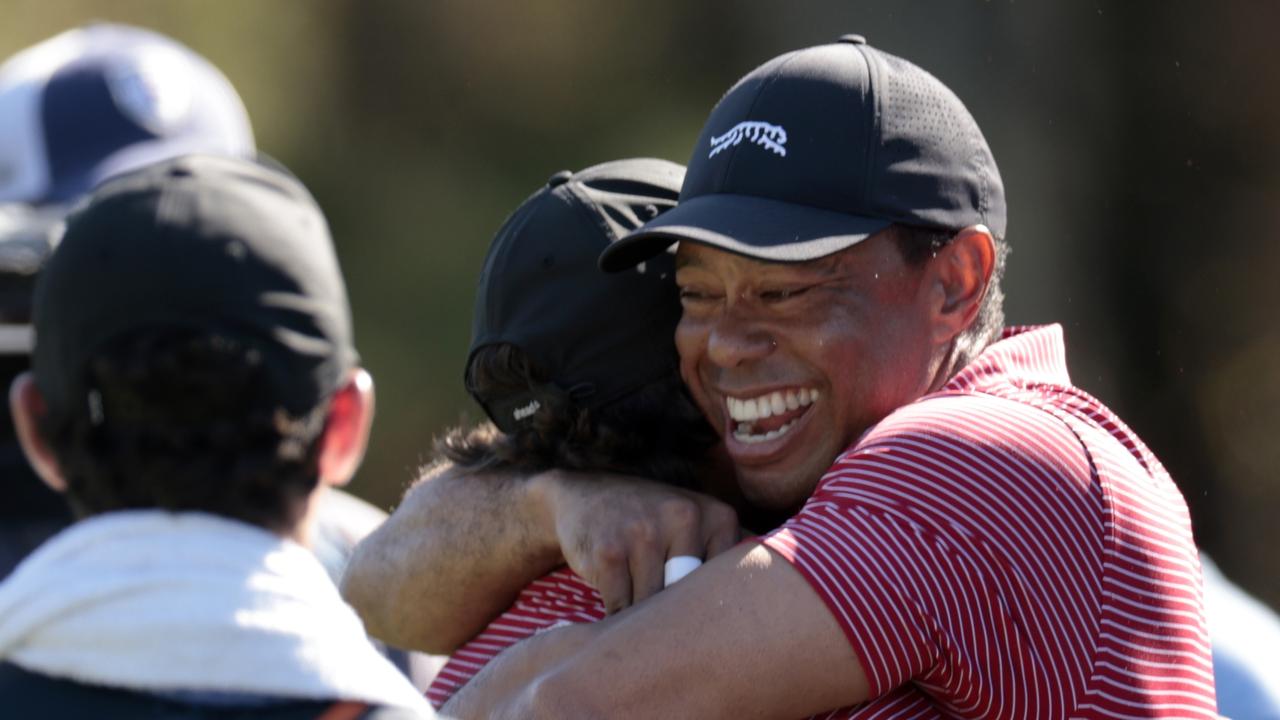 Tiger Woods Hugs Son Charlie After He Nails First Hole-in-one In ...