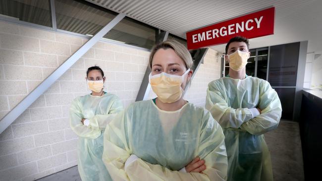 <s1>CRUCIAL: Protected nurses on duty during the pandemic.</s1> <source> Picture: JAMIE HANSON</source>