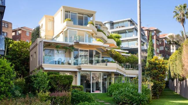 3/10 Longworth Avenue, Point Piper.