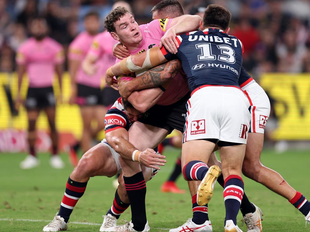 Liam Martin managed to return to the field after leaving injured early in the first half. Picture: Cameron Spencer/Getty Images