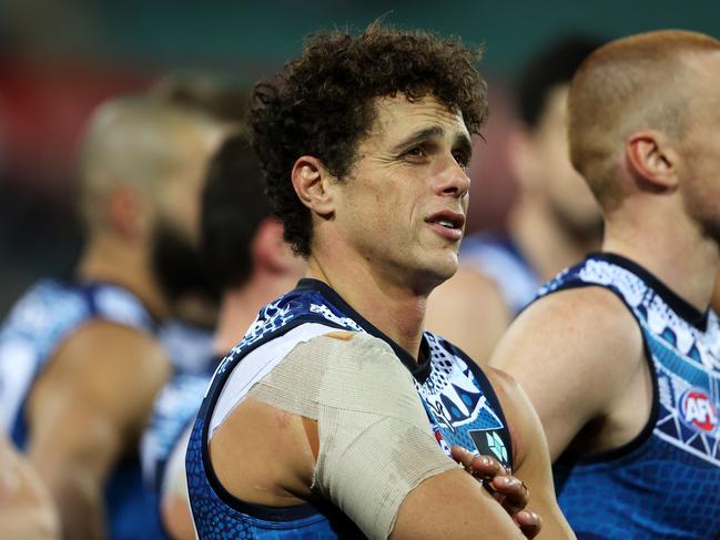 SYDNEY, AUSTRALIA - MAY 26: Ed Curnow of the Blues and his team look dejected after defeat during the round 11 AFL match between Sydney Swans and Carlton Blues at Sydney Cricket Ground, on May 26, 2023, in Sydney, Australia. (Photo by Mark Kolbe/AFL Photos/ via Getty Images )