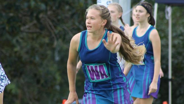 Monto's Tarah Staines turned out for Biloela's U15 netball team at the 2019 Nissan State Age Championships.