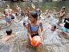 Schools closed, fire ban as Sydney set for hottest day in years