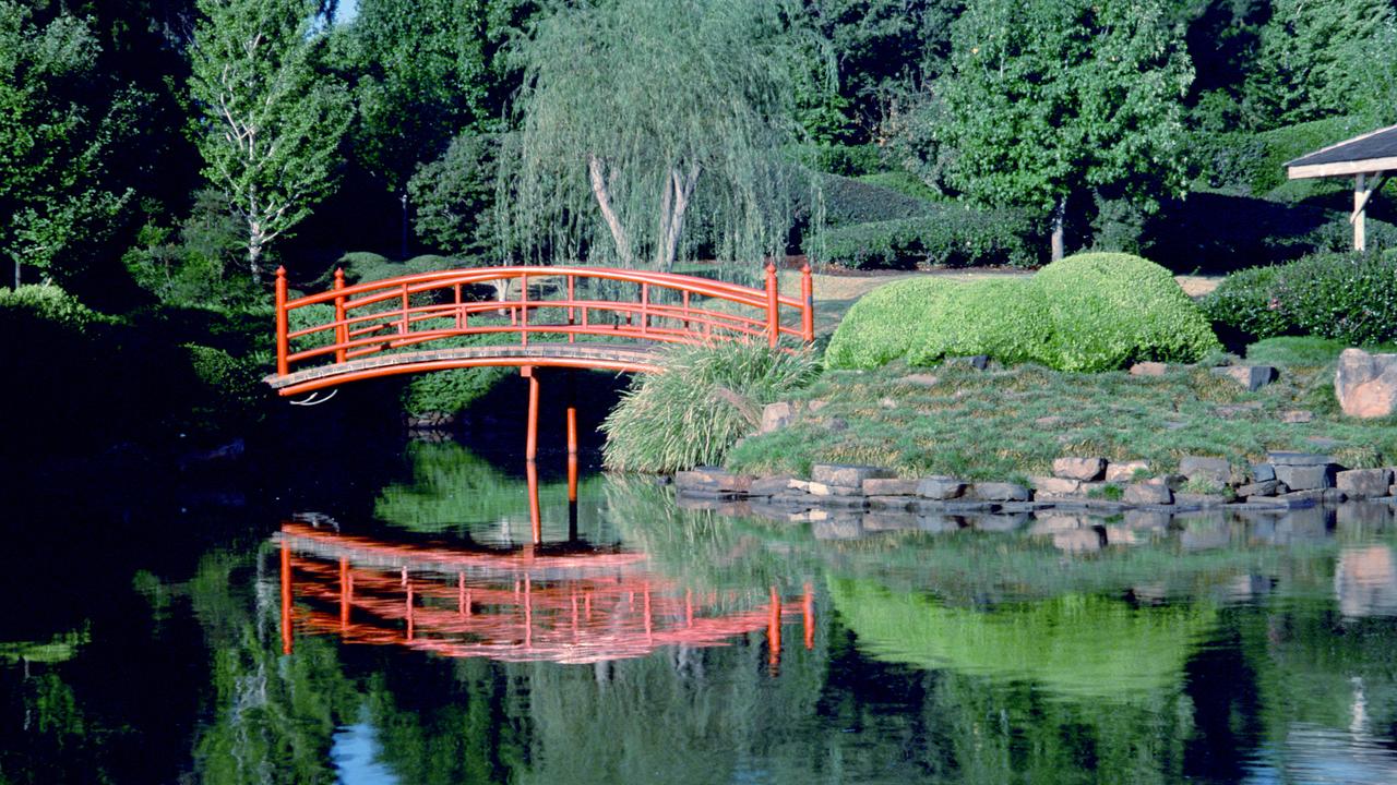 The Japanese gardens are a must-see for Toowoomba tourists. 