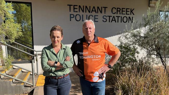 Opposition leader Lia Finocchiaro and Barkly MLA Steve Edgington out the front of the Tennant Creek Police Station. Picture: Supplied.