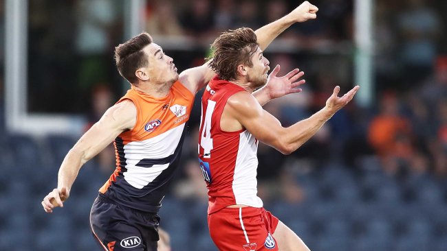 Jeremy Cameron battles hard. Picture: Getty Images 