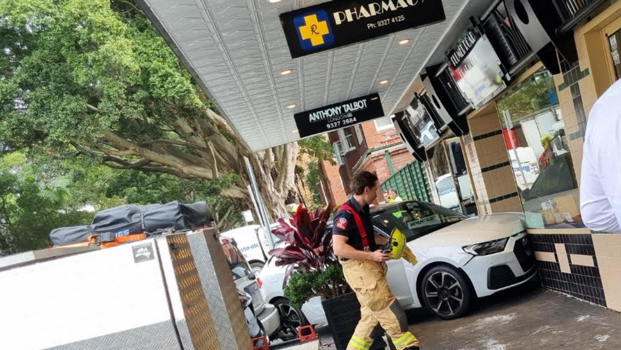 Car smashes into Rose Bay storefront