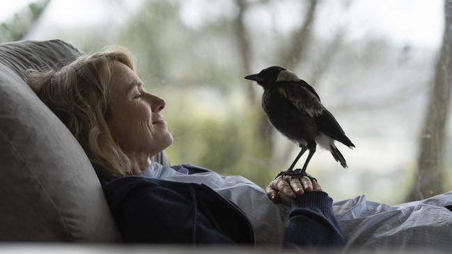 Naomi Watts bonding with one of the Blooms.