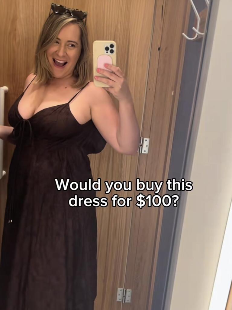 Would you pay for it? TikTok/SarahStroziy