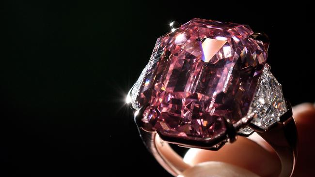 The Pink Legacy, a 18.96 carat fancy vivid pink diamond once owned by Oppenheimer family. Picture: Fabrice Coffrini / AFP